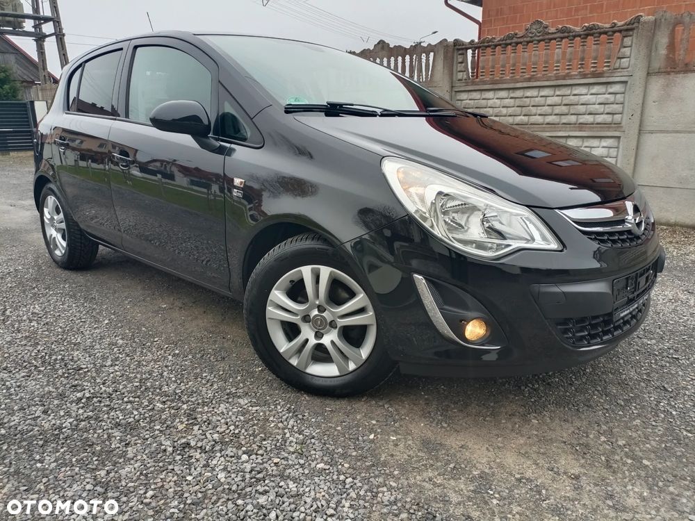 Opel Corsa 1.4 16V 150 Jahre - 1