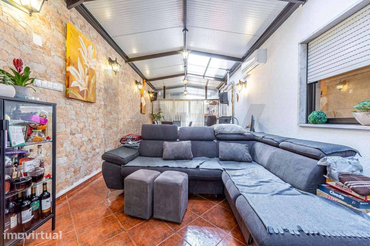 Apartamento T3 | Terraço semi-coberto | Estacionamento | Arrecadação - Grande imagem: 3/29