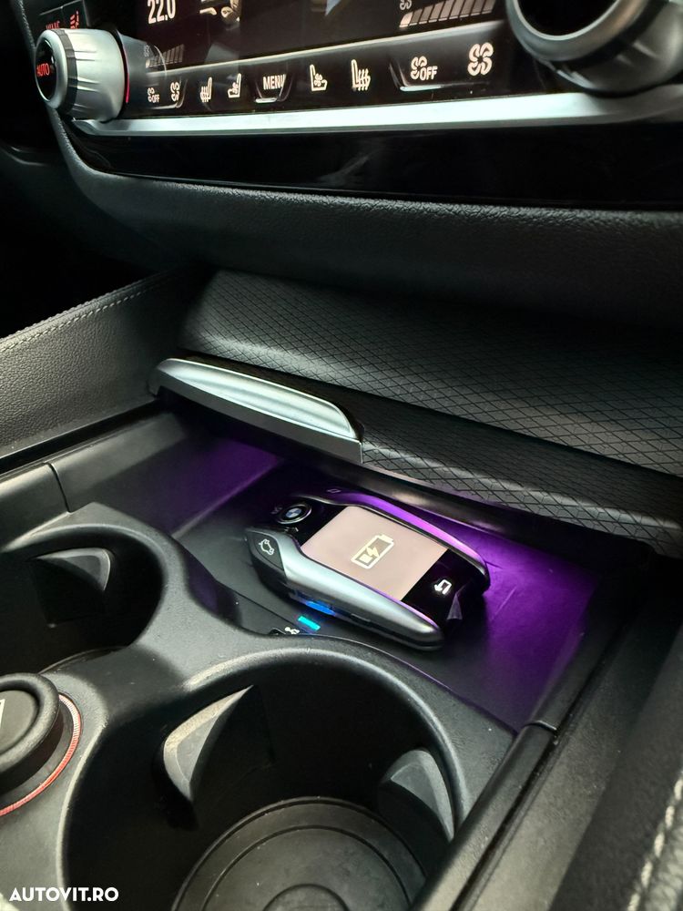 BMW Seria 5 520d Touring Aut. M Sport Edition - 13