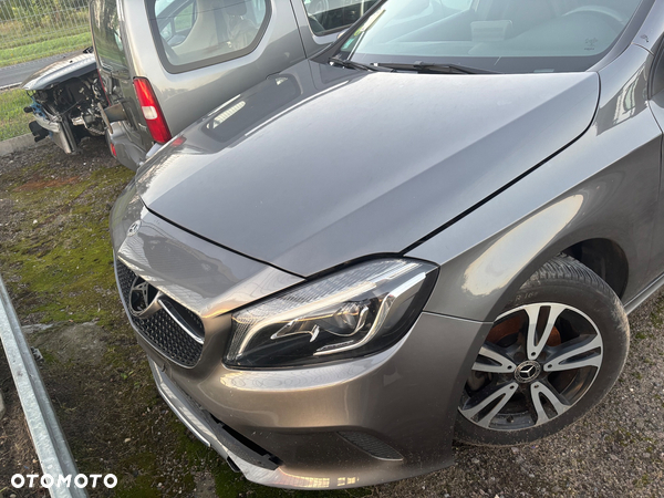 Mercedes-Benz Klasa A 180 CDI 7G-DCT AMG Line