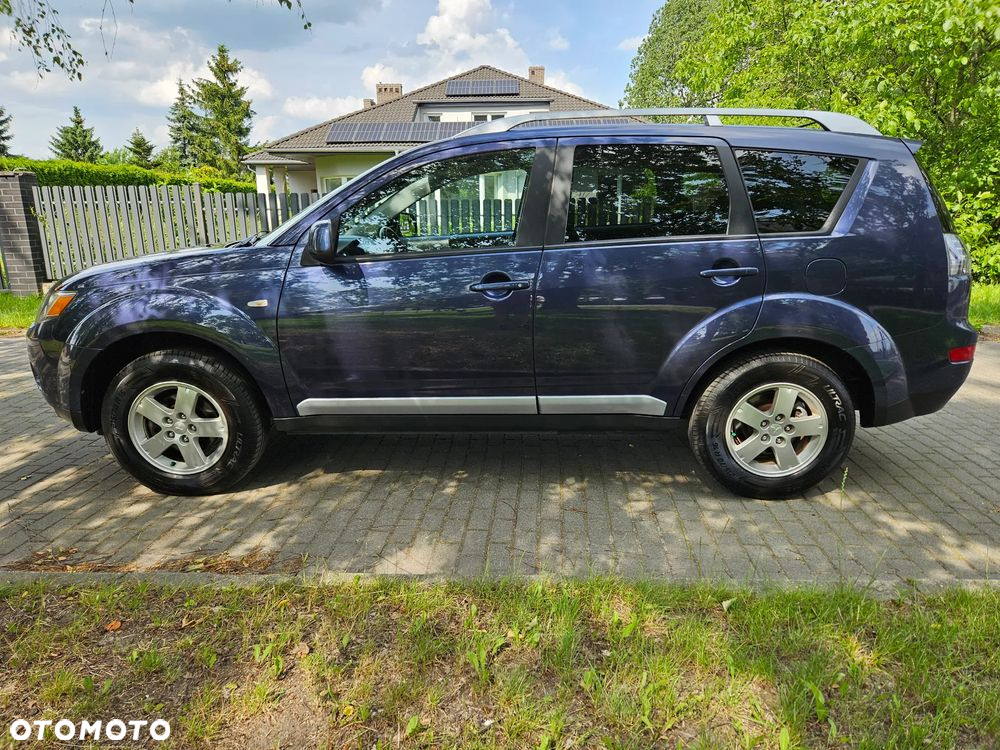 Mitsubishi Outlander - 5