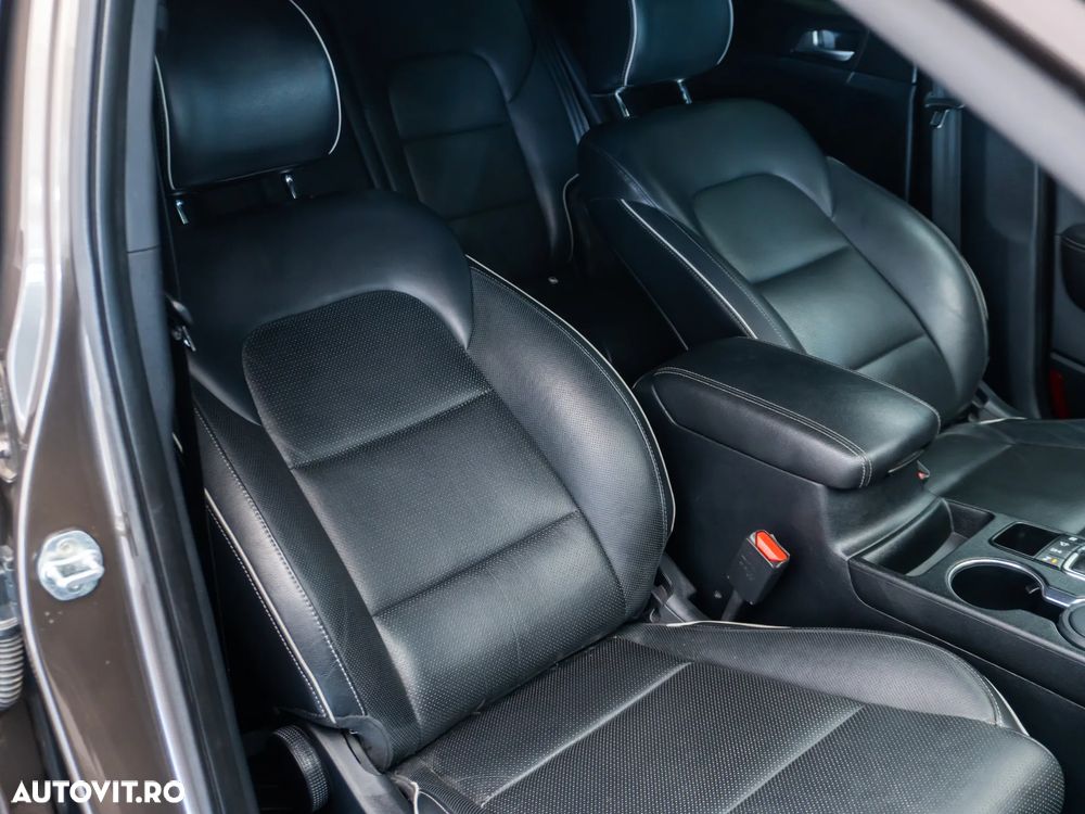 Kia Sportage 1.6 T-GDI 7DCT 4x4 GT Line - 27