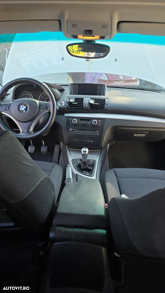 BMW Seria 1 116i - 8