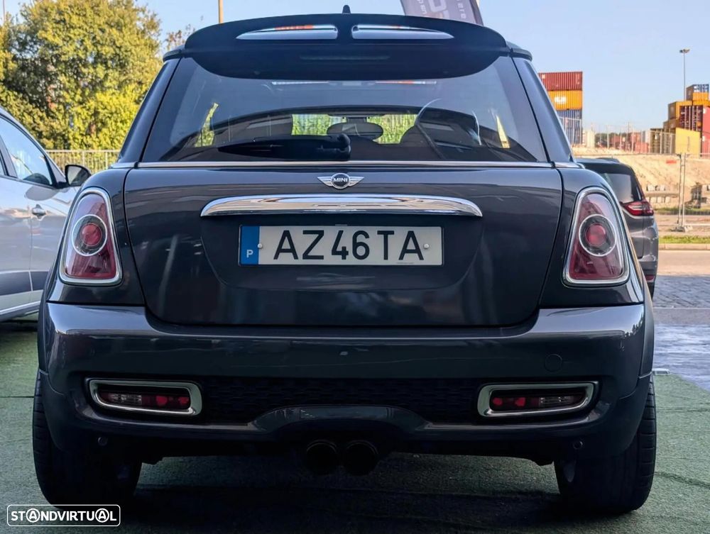 MINI 3 Portas Cooper SD - 6