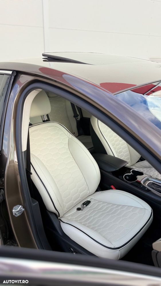 Ford Mondeo 2.0 HEV Vignale - 8