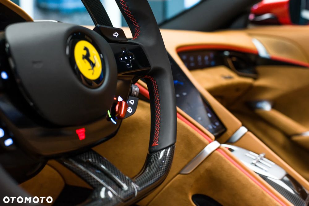 Ferrari Roma Spider - 26