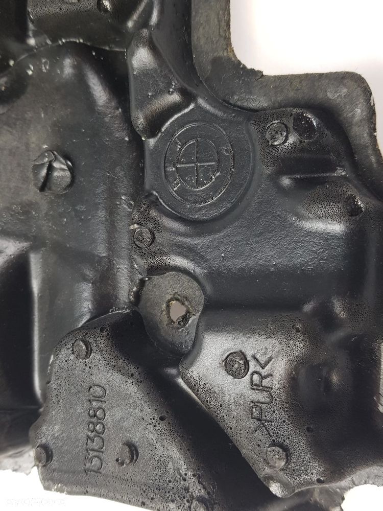 ORYGINALNA OSŁONA IZOLACJA AKUSTYCZNO-TERMICZNA DO WYGŁUSZENIA I OCHRONĄ PRZED WYSOKĄ TEMPERATURĄSILNIKA BMW B57 3.0D (G - 4