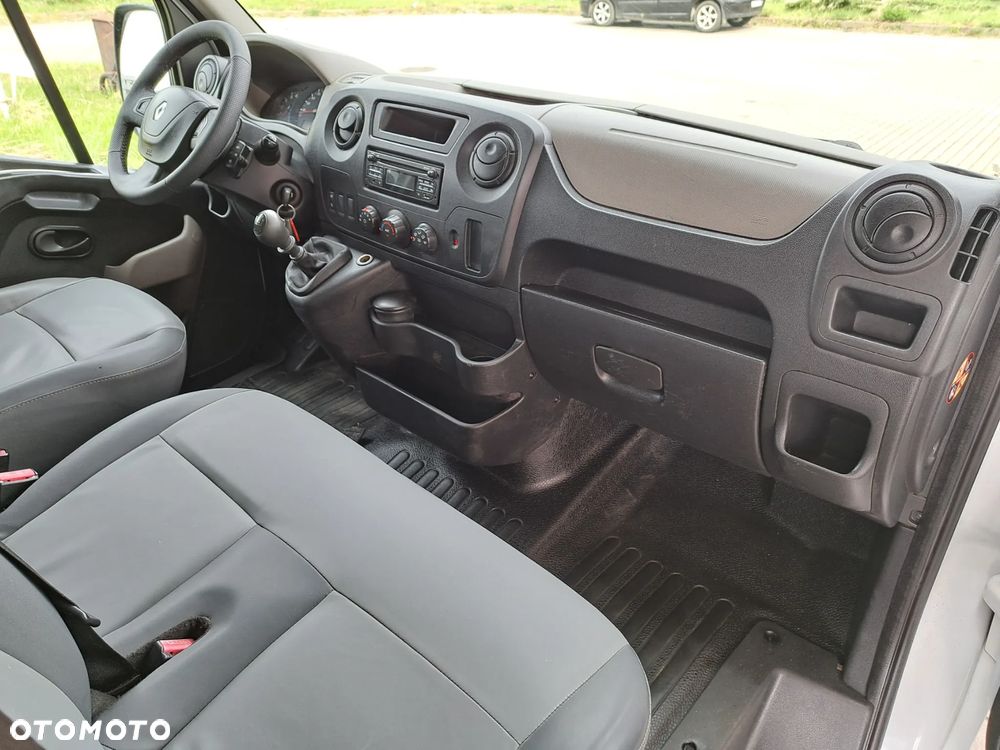 Renault Master - 17