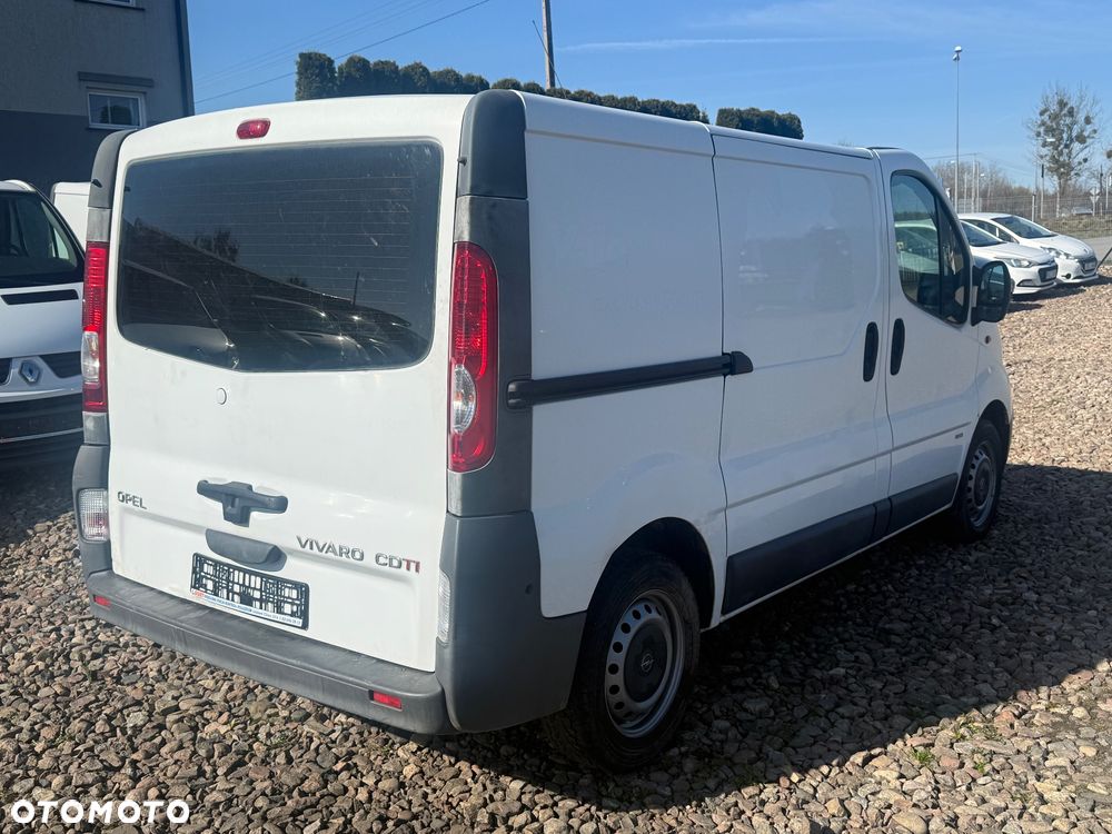 Opel Vivaro 2.0 cdti z Niemiec bezwypadkowy - 3