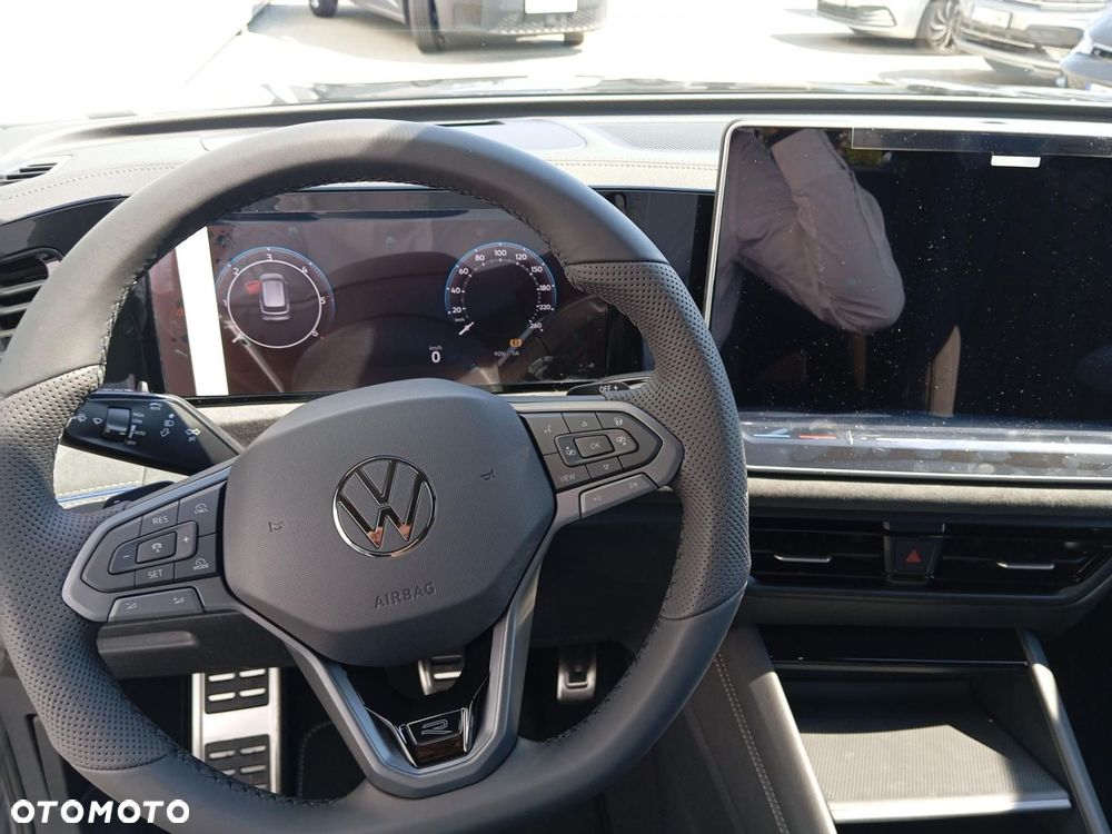 Volkswagen Tiguan - 15