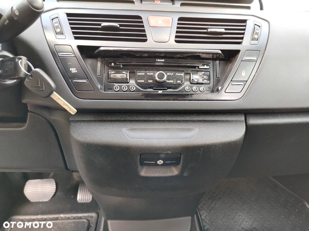 Citroën C4 Grand Picasso 1.6 e-HDi FAP EGS6 (7-Sitzer) Exclusive - 29