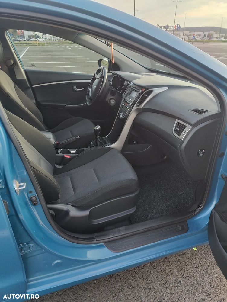 Hyundai i30 1.4MPi Comfort - 16