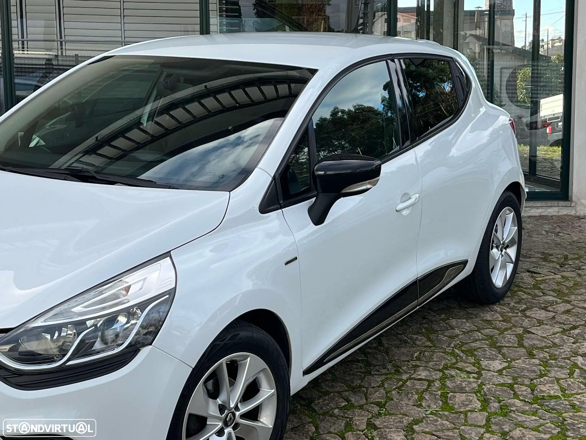 Renault Clio 1.5 dCi Limited EDition - 3