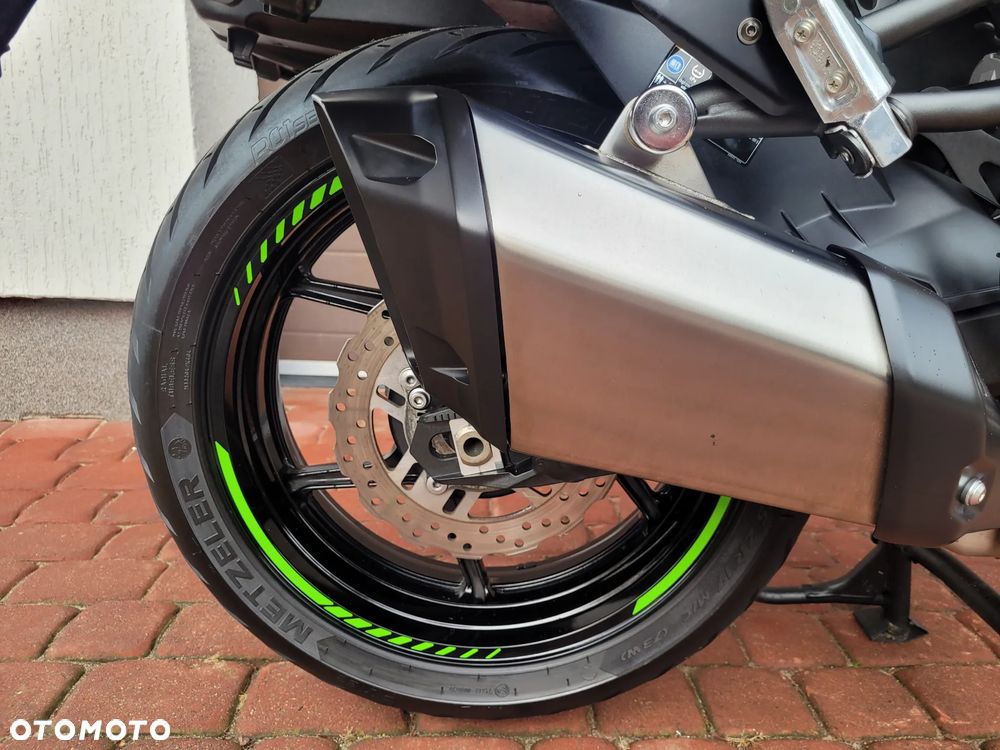 Kawasaki Versys 1000 - 12