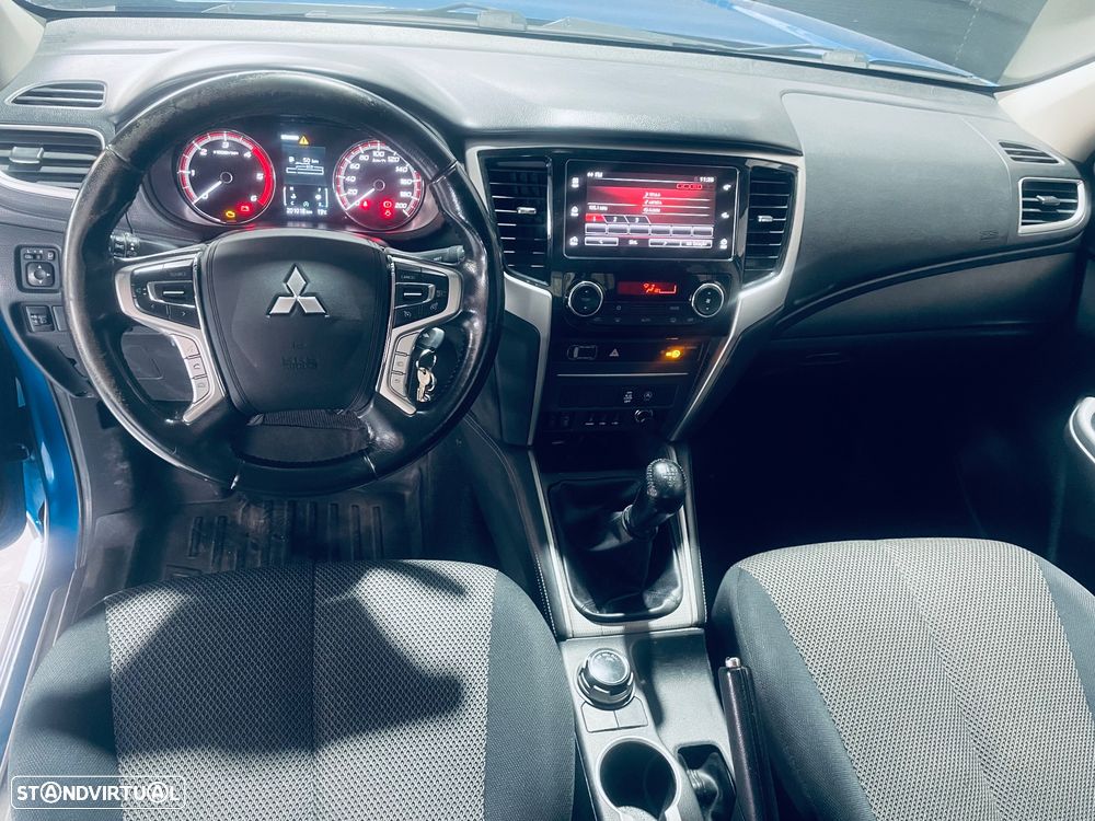 Mitsubishi L200 - 16
