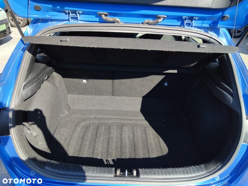 Kia Ceed - 24