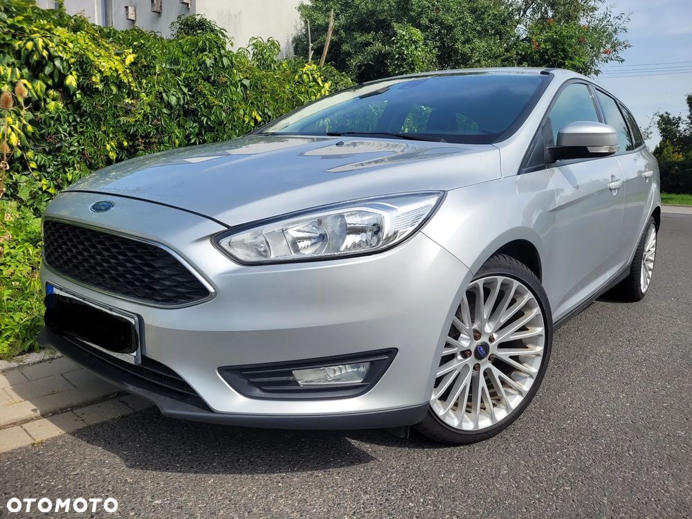 Ford Focus - 24