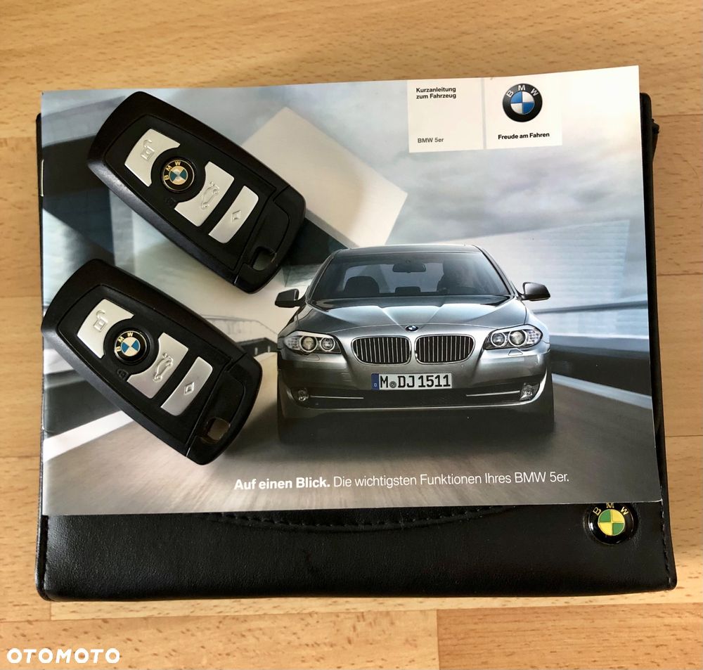 BMW Seria 5 520d Touring - 11
