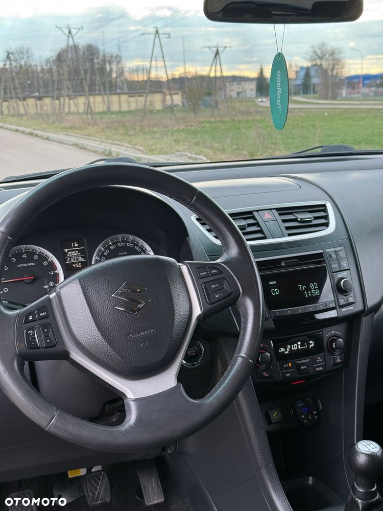 Suzuki Swift 1.2 Premium - 9