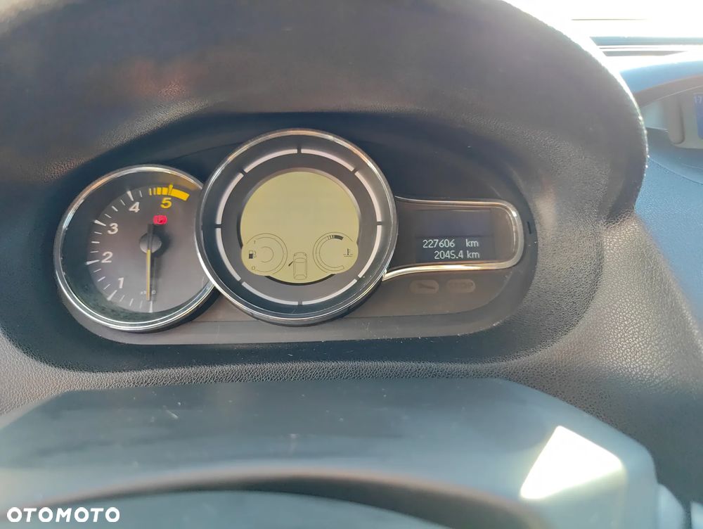Renault Megane 1.9 dCi Dynamique - 17