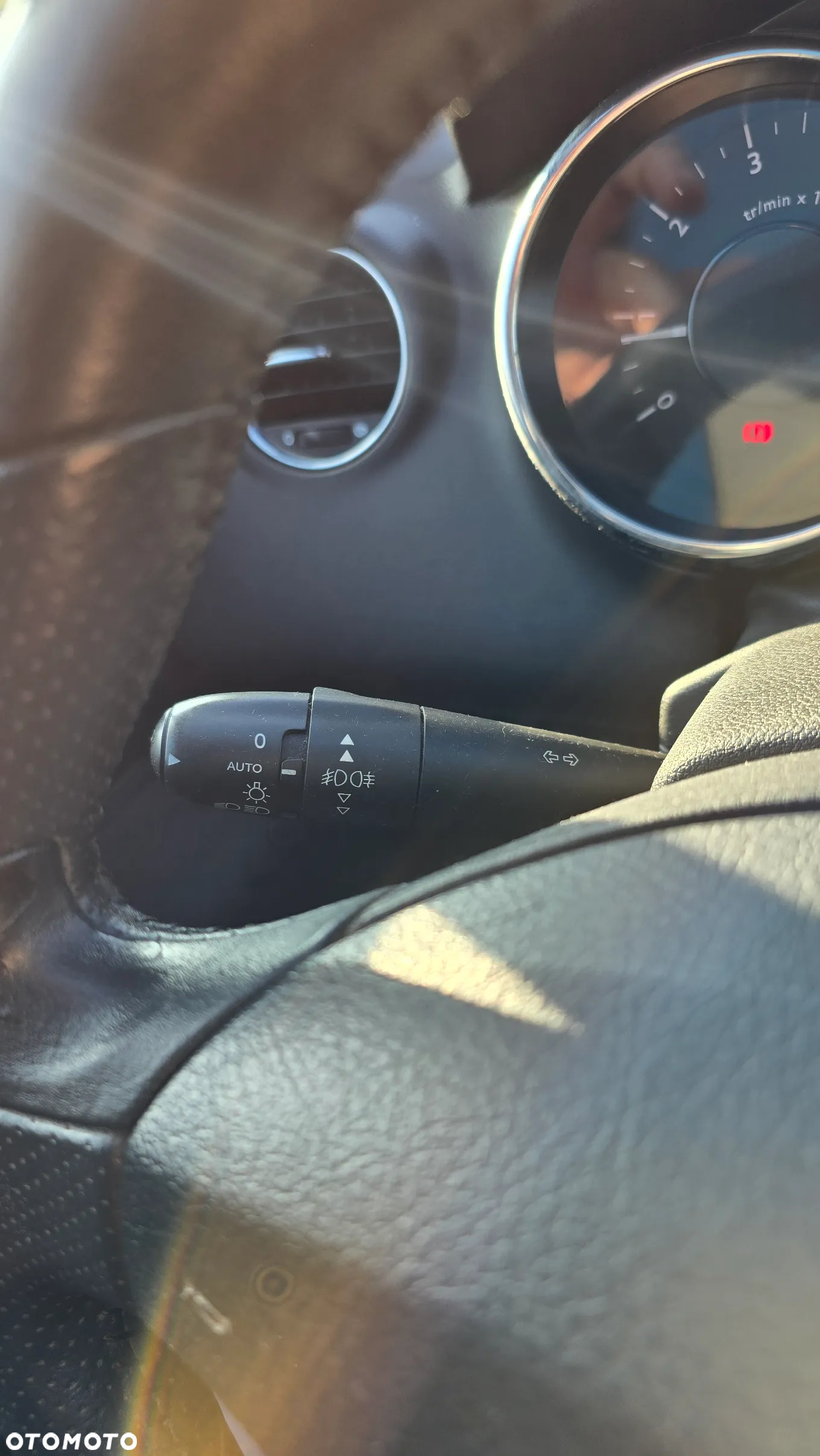 Peugeot 5008 1.6 THP Allure 7os - 21