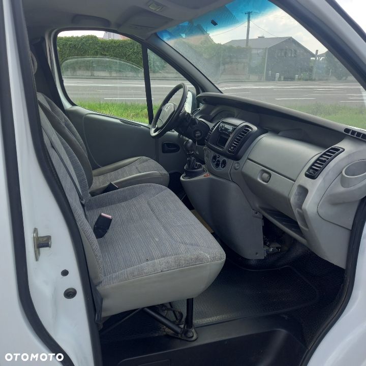 Renault TRAFIC - 5