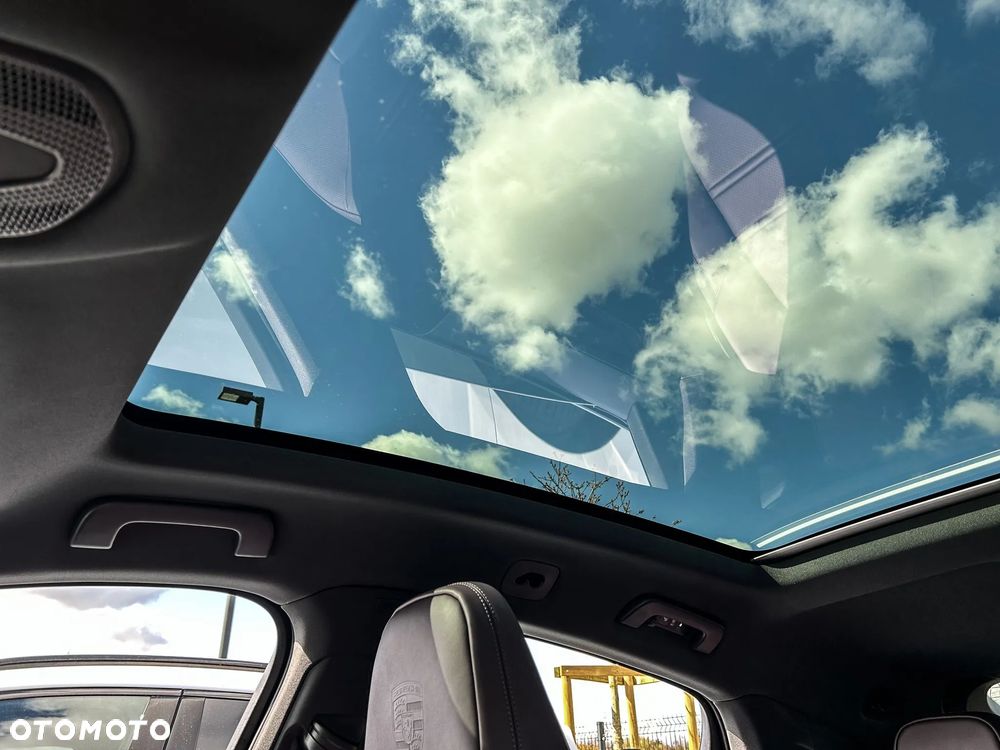 Porsche Cayenne Coupe E-Hybrid PHEV - 13