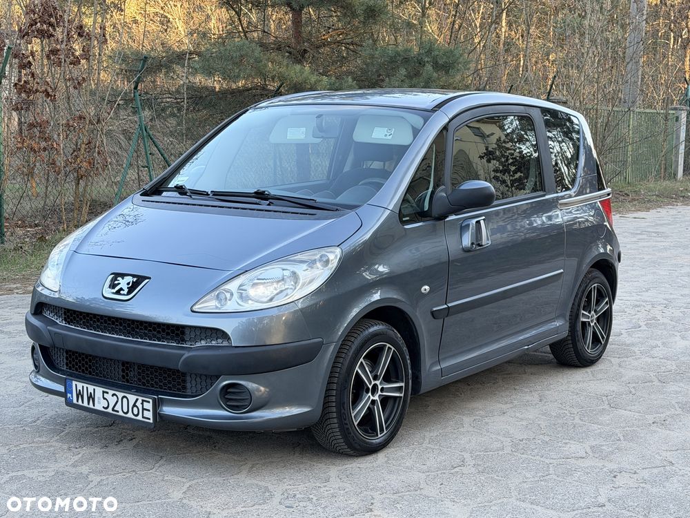Peugeot 1007 - 1