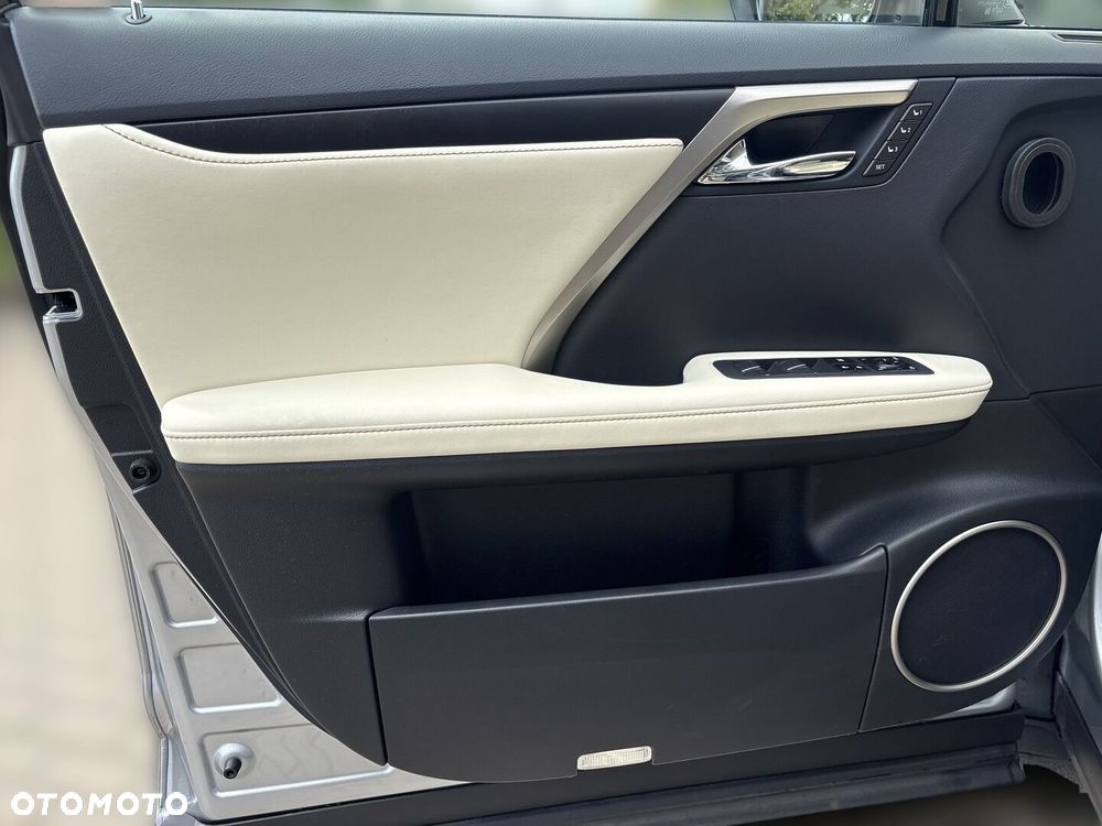 Lexus RX 450h F-Impression - 10