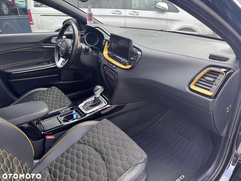 Kia XCeed 1.6 T-GDI Business Line DCT - 20