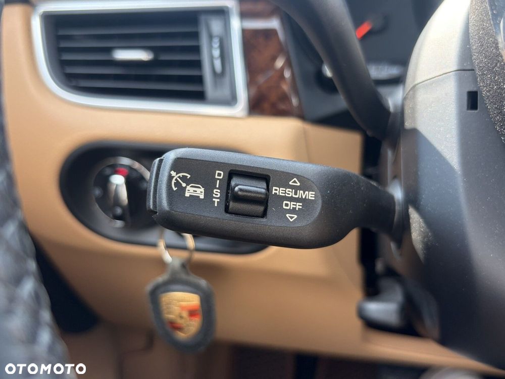 Porsche Macan S - 24