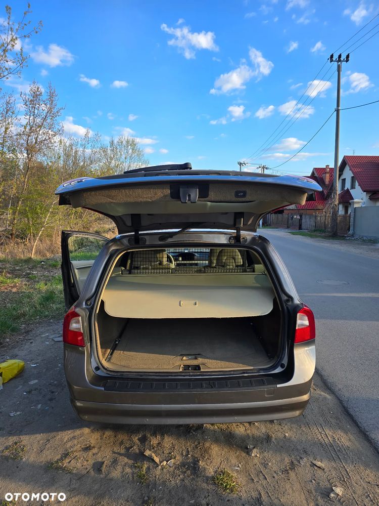 Volvo V70 D3 Geartronic Momentum - 8