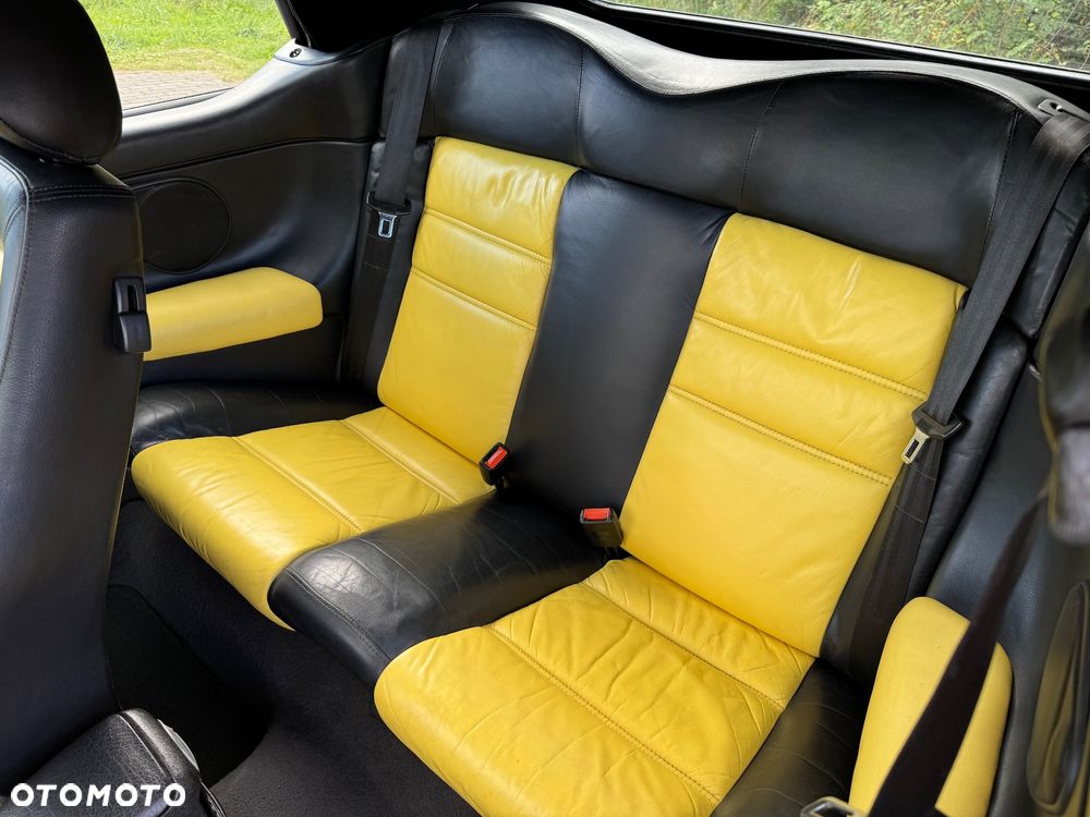 Volkswagen Golf - 12