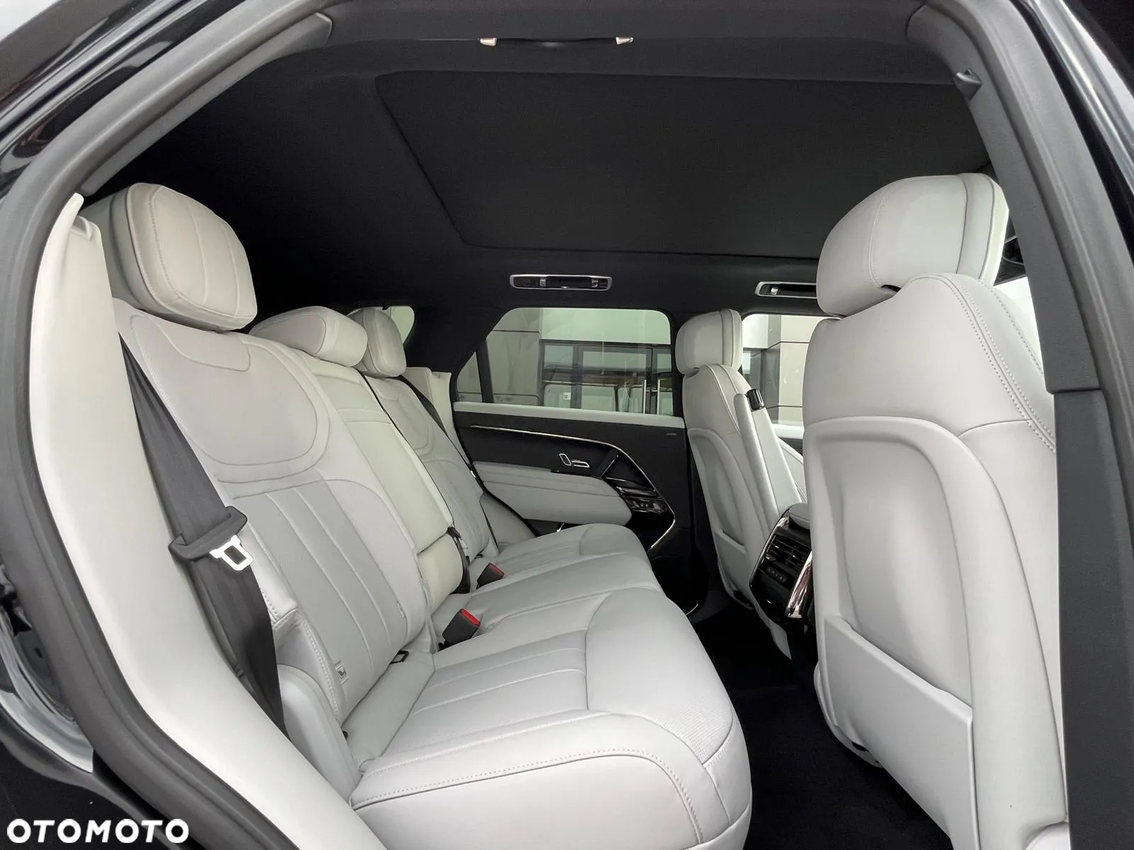 Land Rover Range Rover Sport - 8