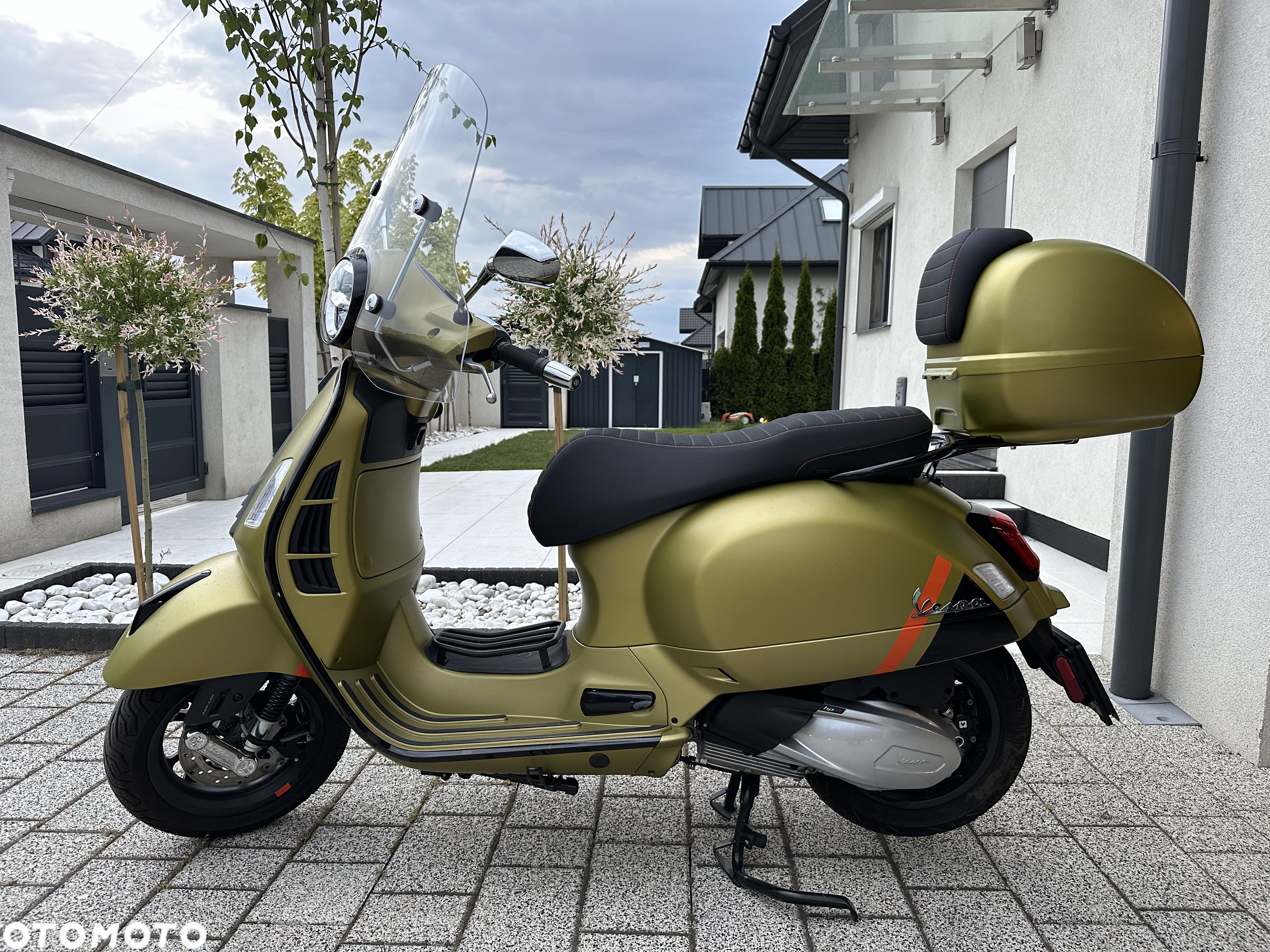 Vespa GTS - 1
