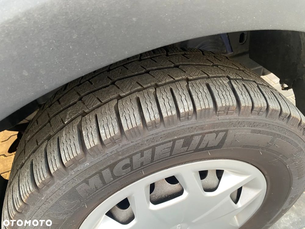 Ford Transit - 29