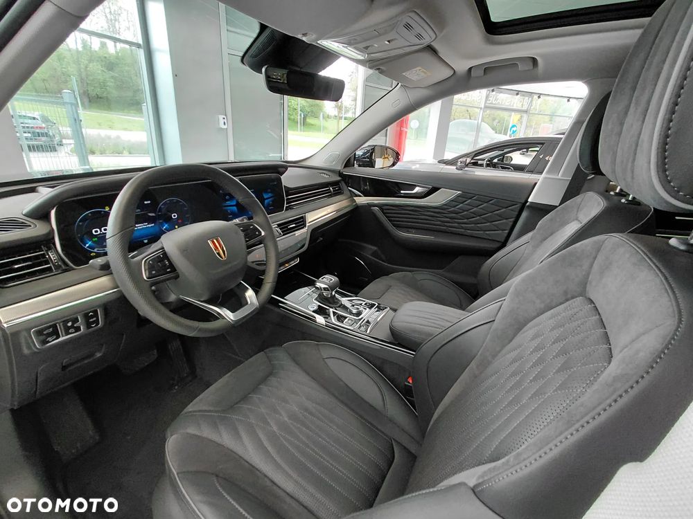 Hongqi HS5 - 10