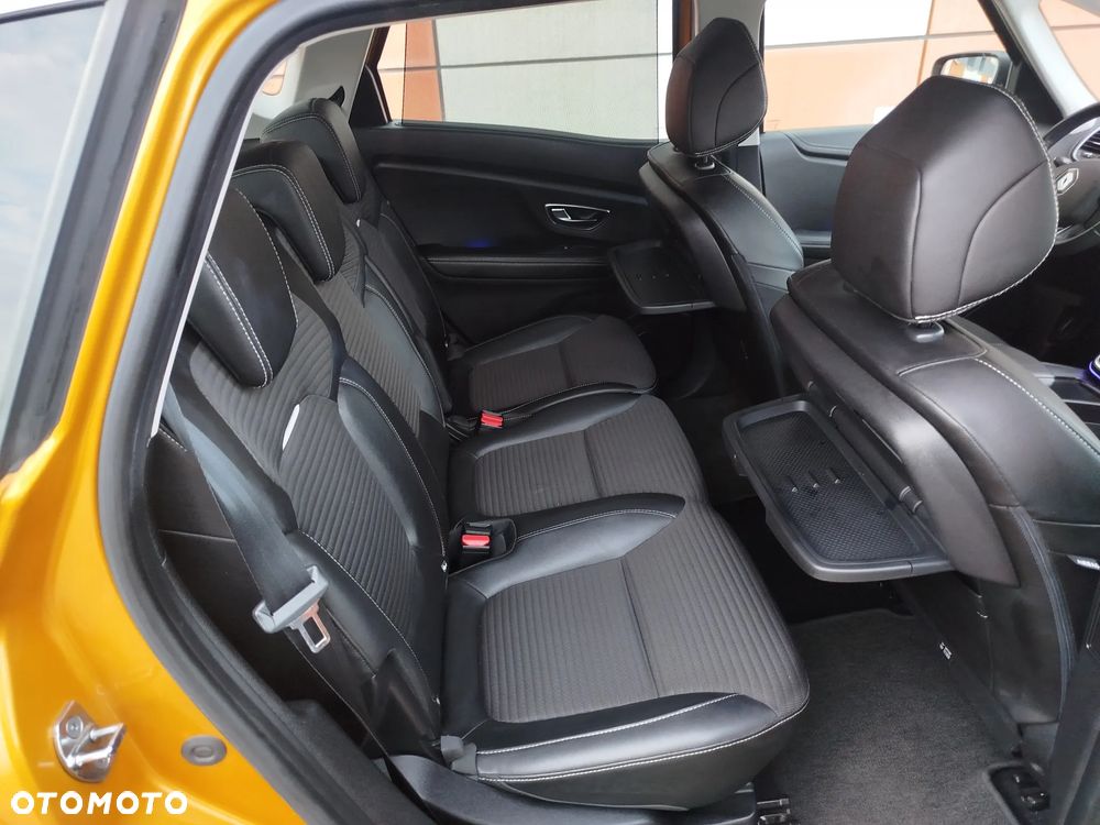 Renault Scenic ENERGY TCe 130 S&S Paris - 23