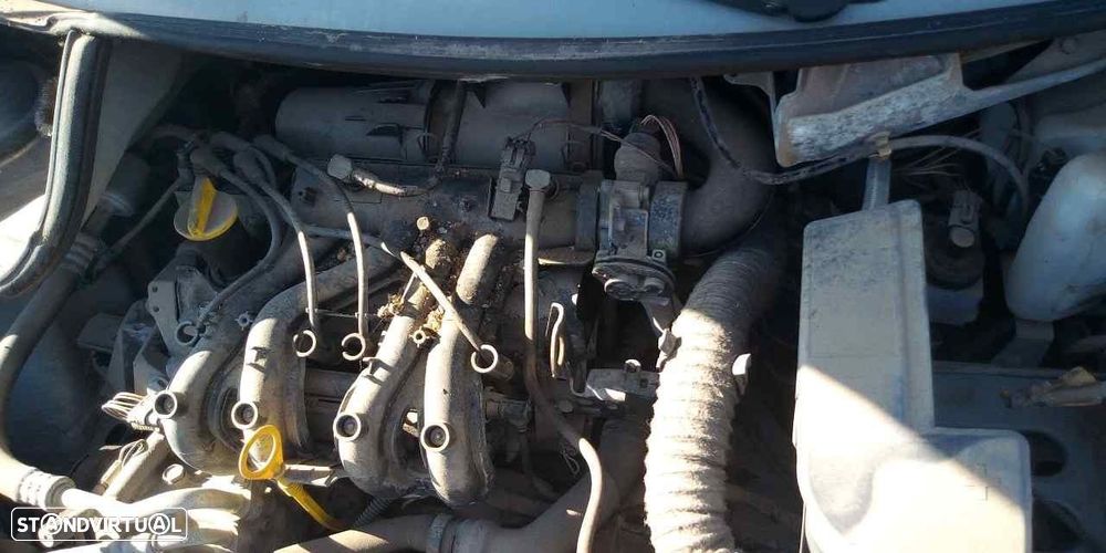 MOTOR COMPLETO RENAULT TWINGO I -D7F702 - 2
