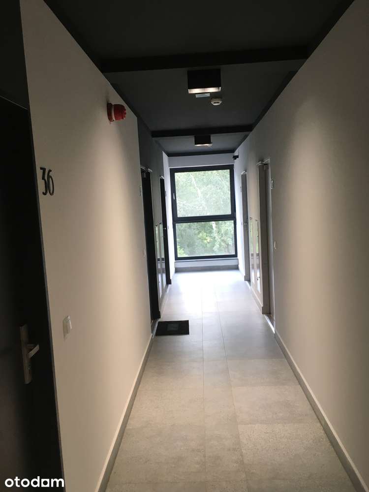 Wynajmę kawalerkę ok. 17 m2 w budynku na ul. Fabrycznej we Wrocławiu.