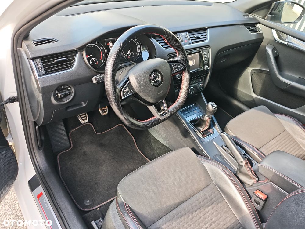 Skoda Octavia - 13