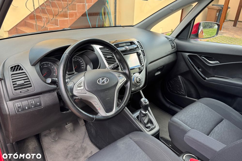 Hyundai ix20 1.6 blue YES Gold - 10