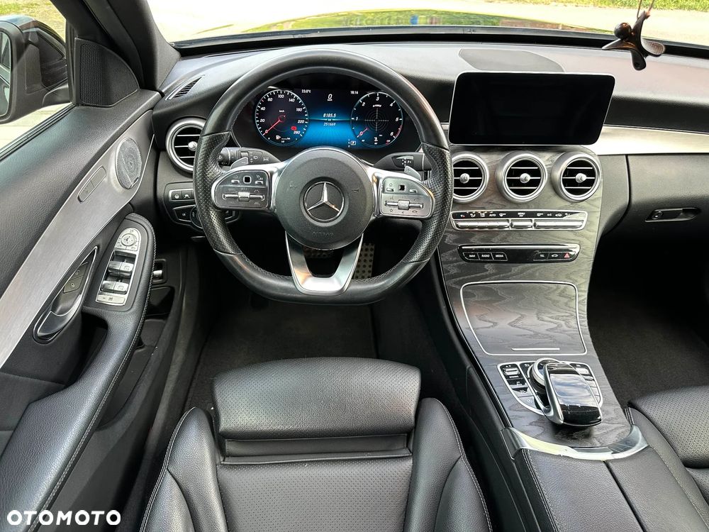 Mercedes-Benz Klasa C 300 d 4MATIC 9G-TRONIC - 6