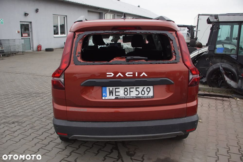 Auto na części - Dacia Jogger Lift 1.0 TCE ECO-G 91 KM H4D480 JT4018 2023R Silnik Skrzynia Drzwi Klapa Zderzak Błotnik Lampa Lusterko Klamka Szyba Deska Kokpit Sterownik Moduł Czujnik Licznik Wyświetlacz Panel - 5
