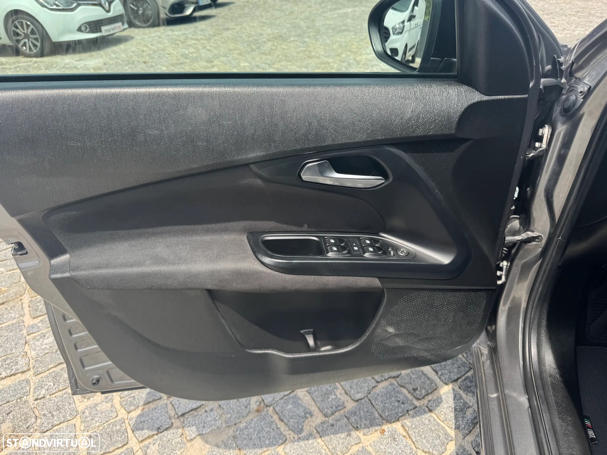 Fiat Tipo Station Wagon 1.3 M-Jet Lounge - 15
