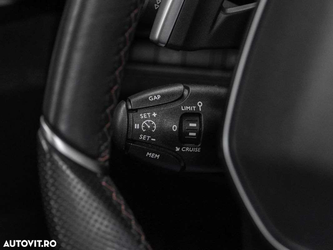Peugeot 3008 - 17