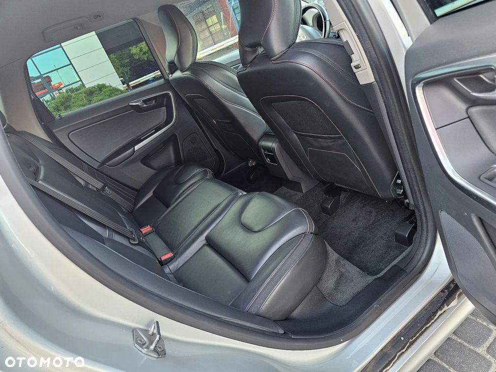 Volvo XC 60 D3 Inscription - 21