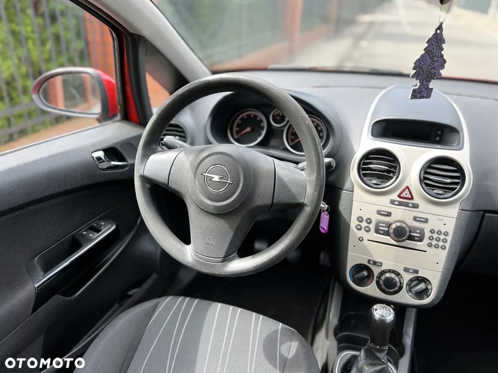Opel Corsa - 16