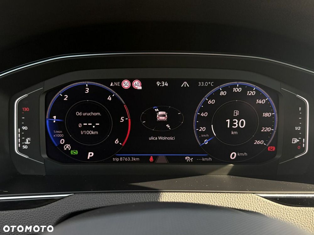 Volkswagen Passat 2.0 TDI Elegance DSG - 20