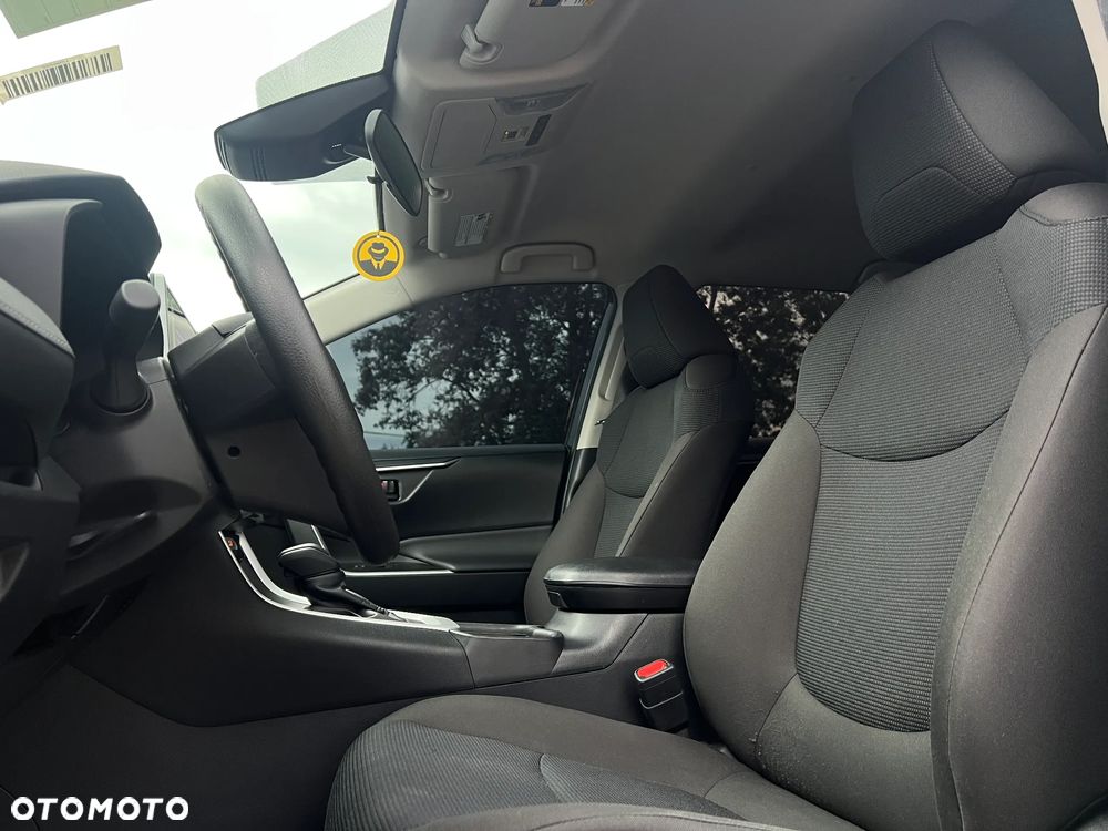 Toyota RAV4 - 15
